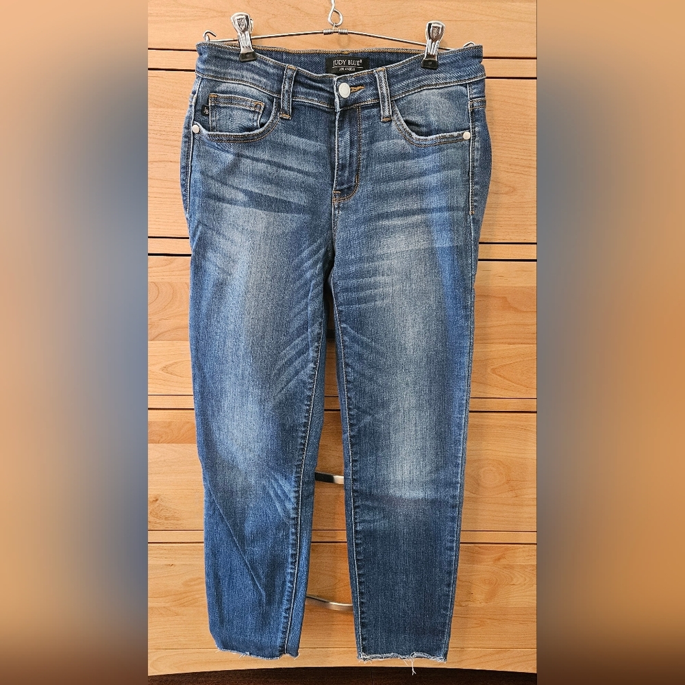 Judy Blue relaxed fit jean - size 5/27